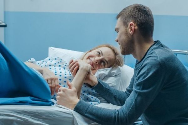 El-rol-del-padre-en-el-parto